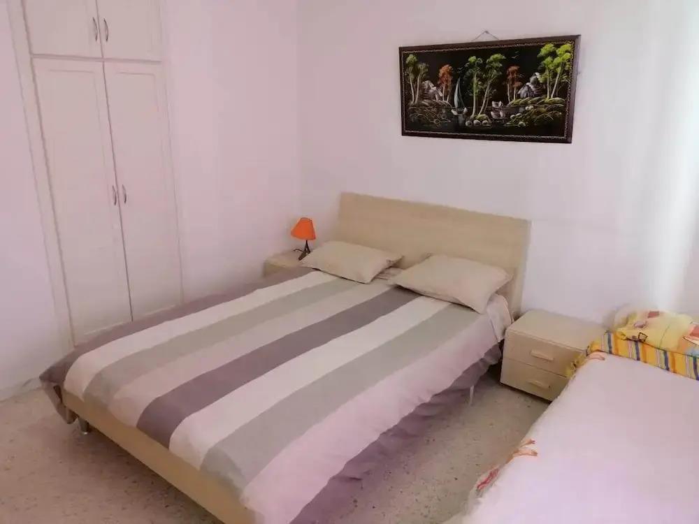Rent Apartment F4 Richly Furnished In Tunis 0*