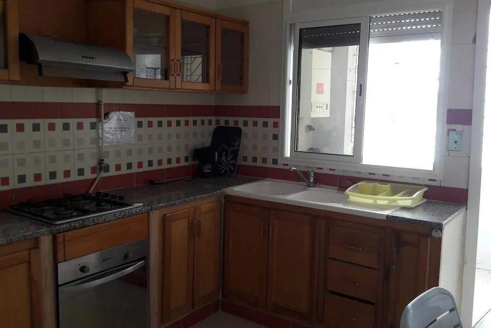 Rent Apartment F4 Richly Furnished In Tunis 0*