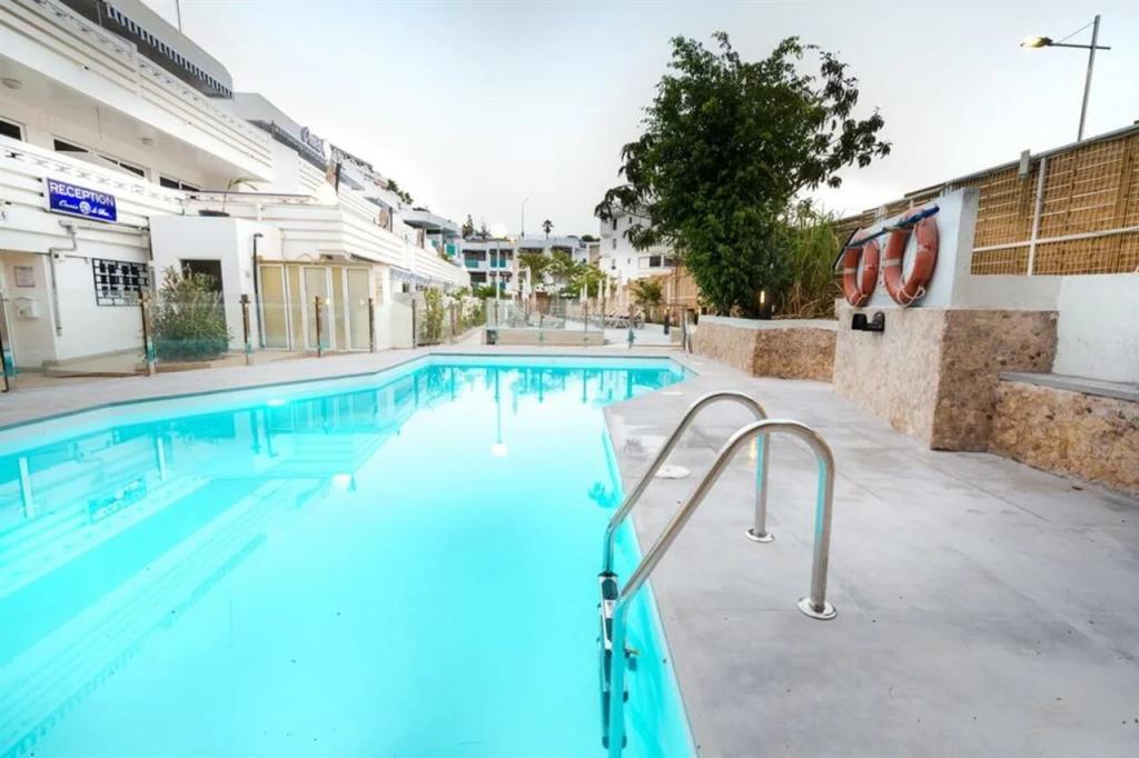 Palm Suites 0*