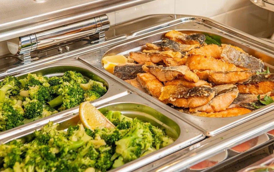 Русский Двор 3*