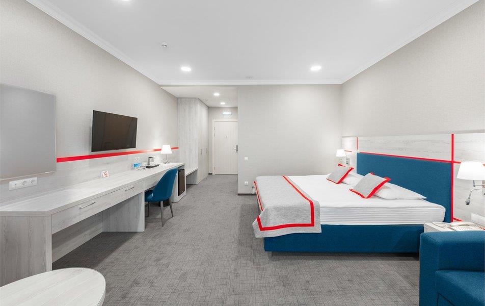 Русский Двор 3*