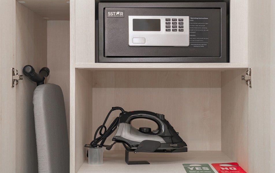 Русский Двор 3*