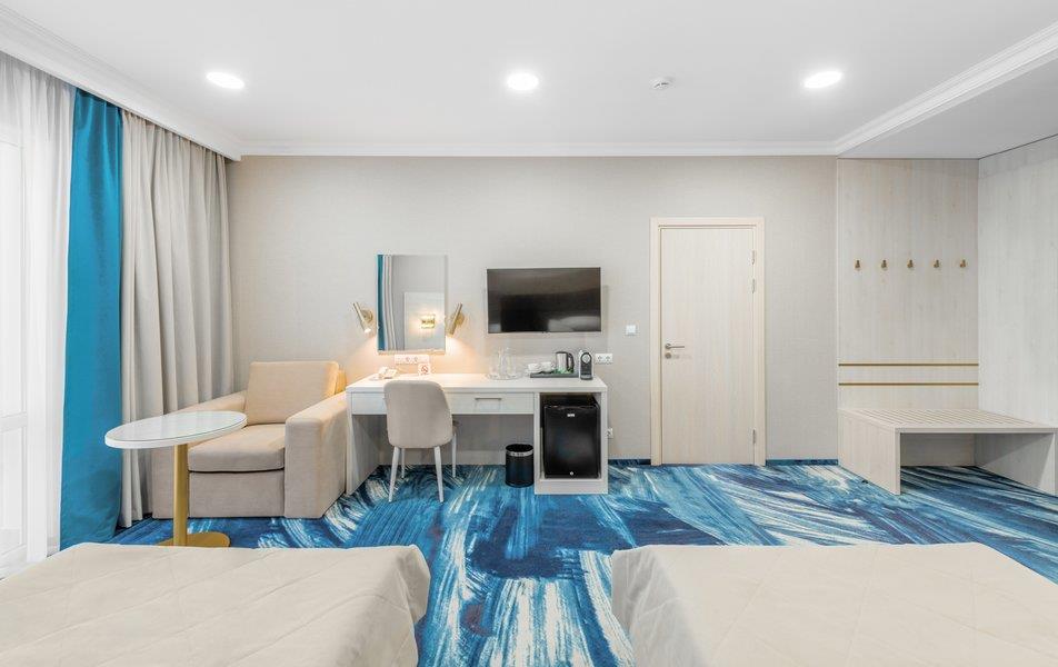 Русский Двор 3*