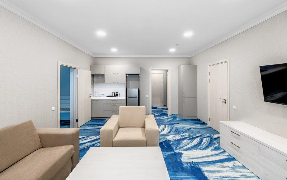 Русский Двор 3*