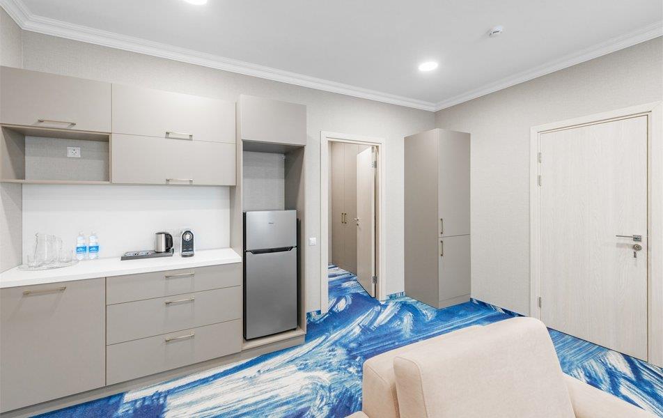 Русский Двор 3*