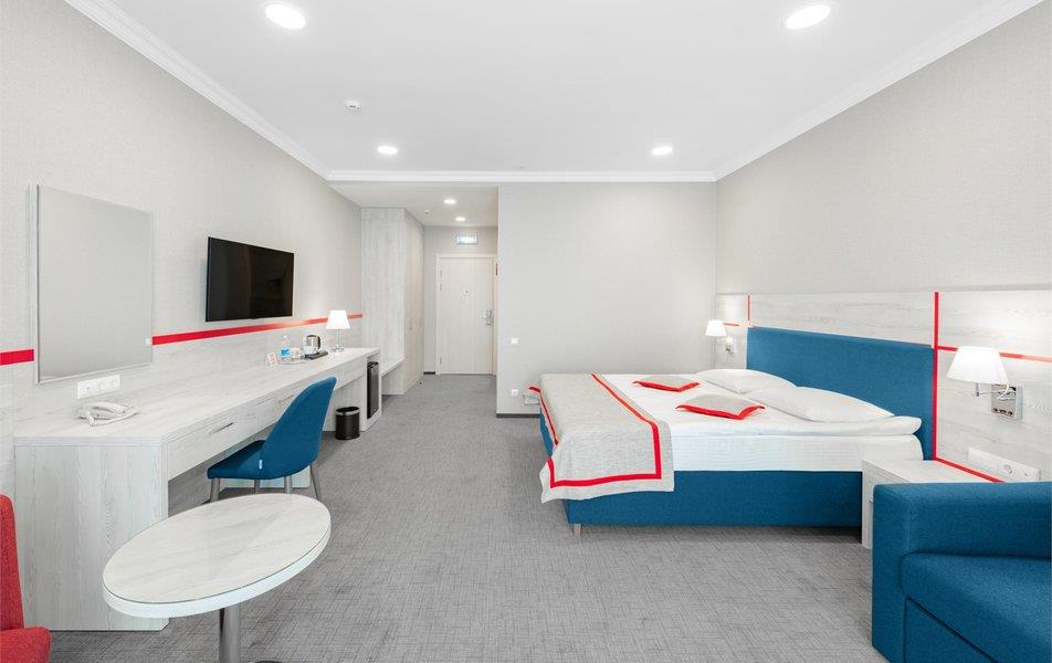 Русский Двор 3*