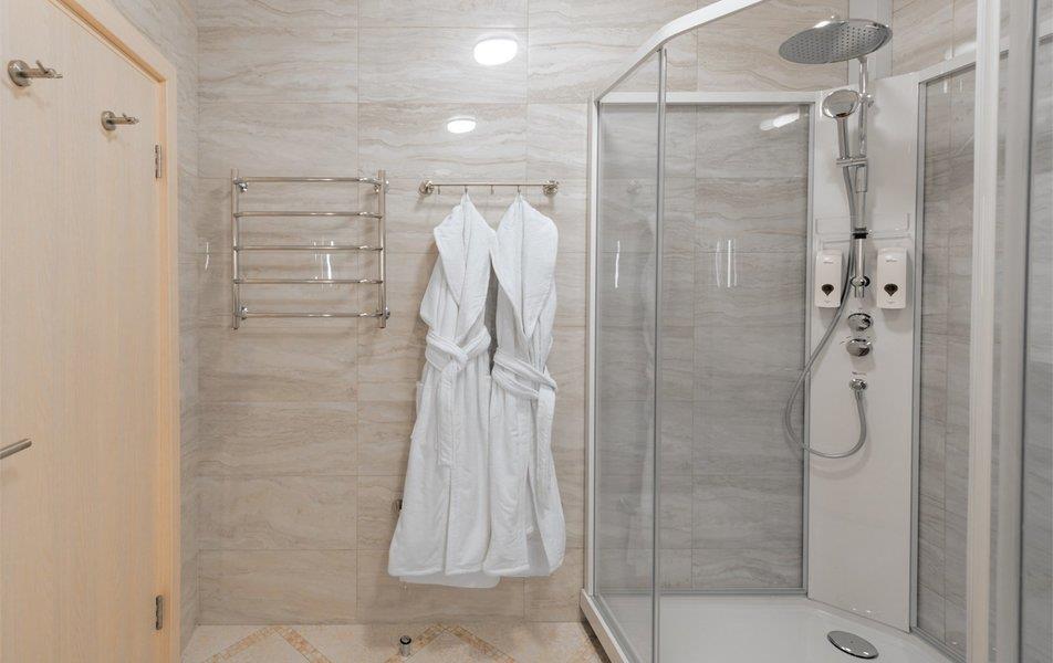 Русский Двор 3*