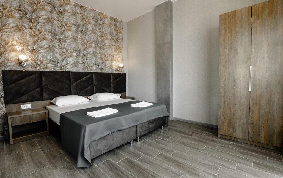 Золотой Берег 0*