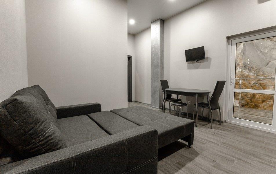 Золотой Берег 0*