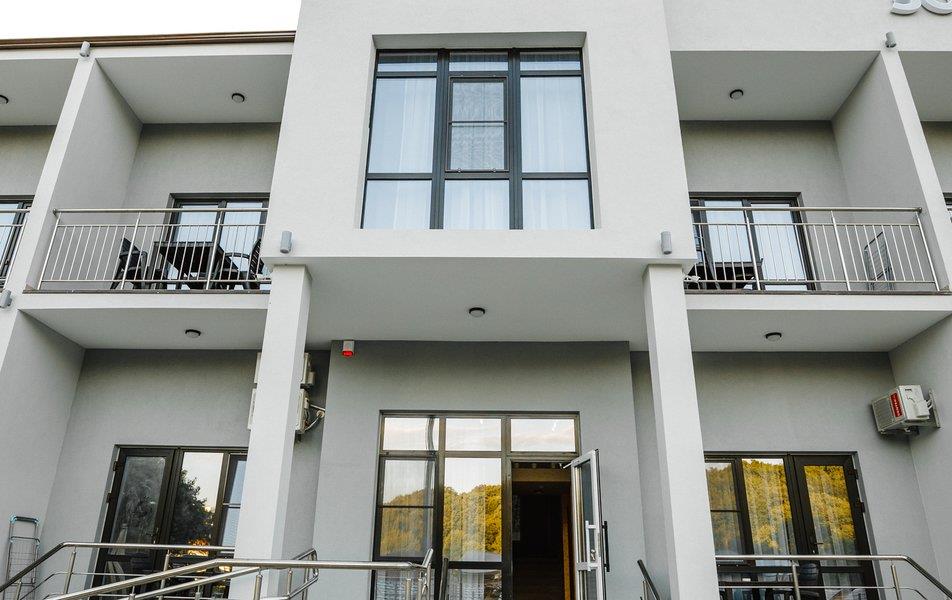 Золотой Берег 0*