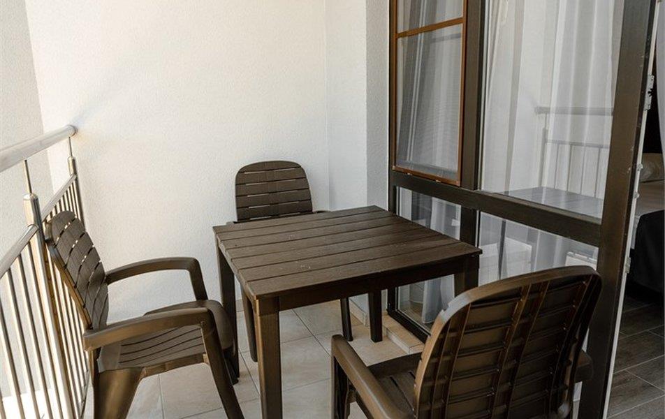 Золотой Берег 0*