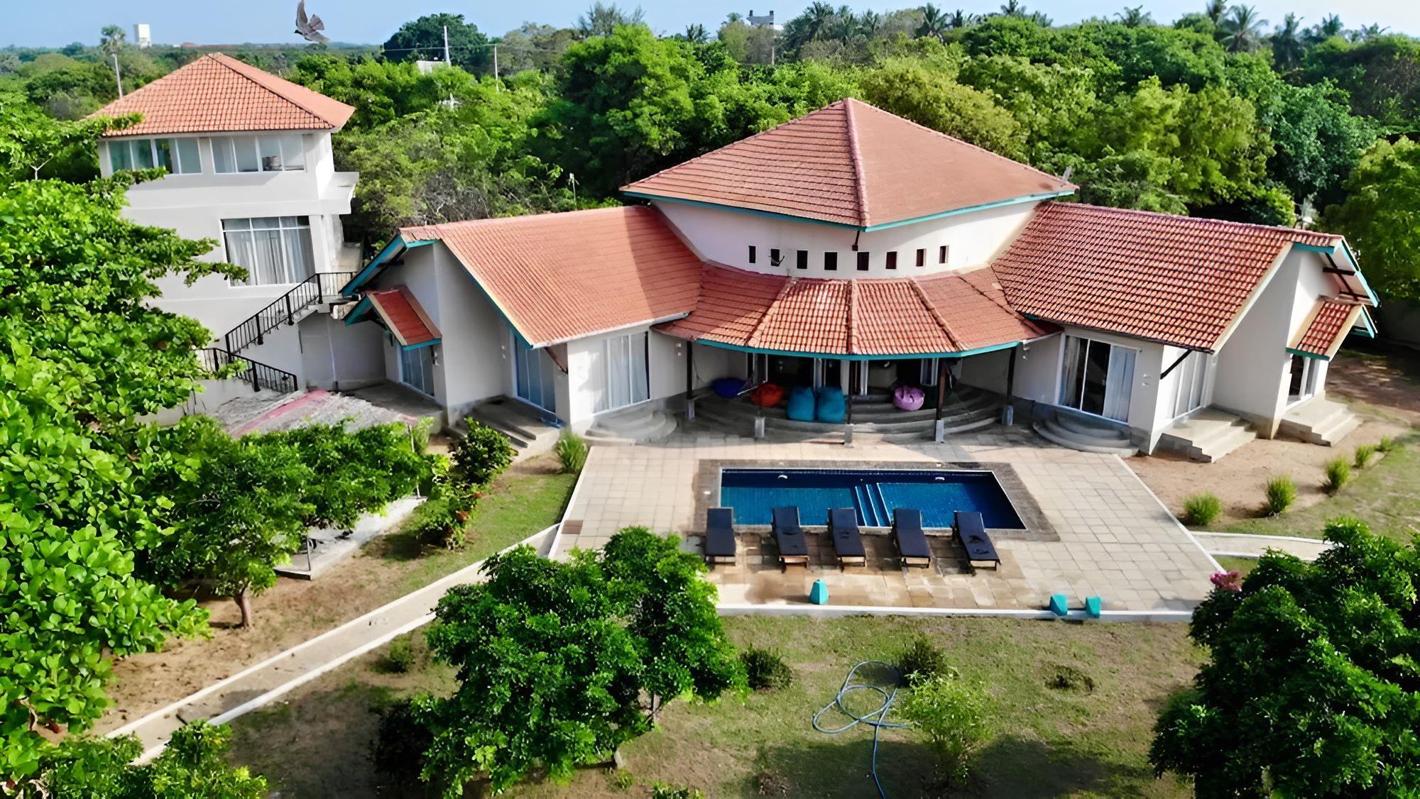 Kayjay Beach House 0*