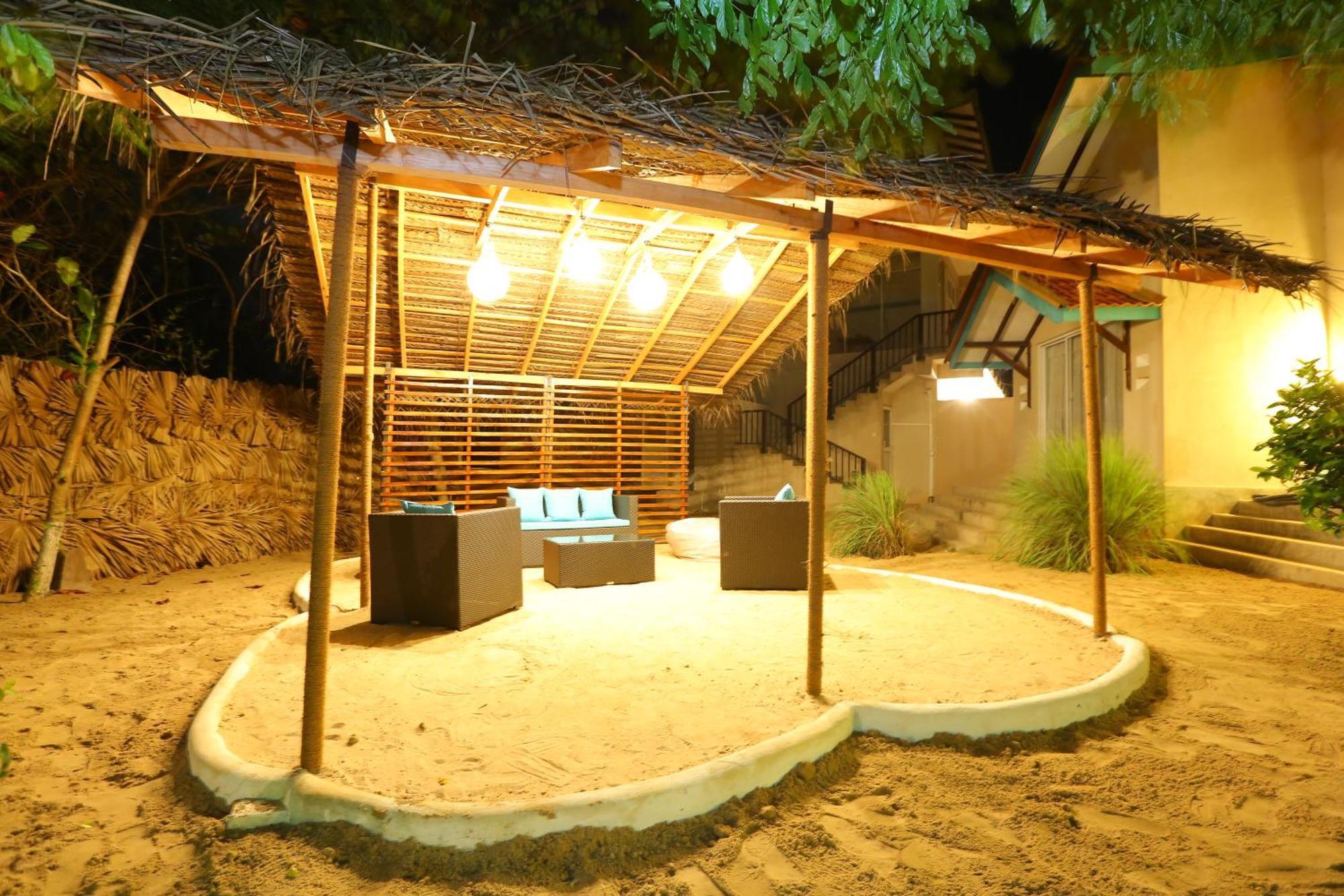 Kayjay Beach House 0*