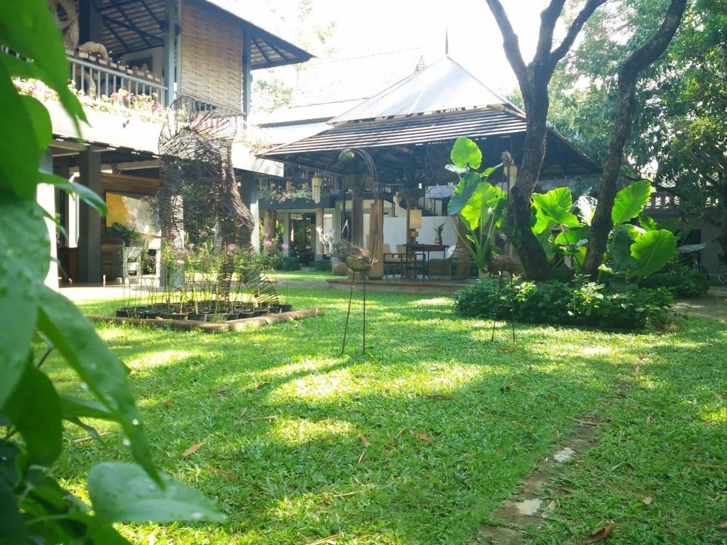 Baan Suan Residence 3*