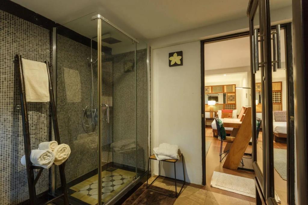 Baan Suan Residence 3*