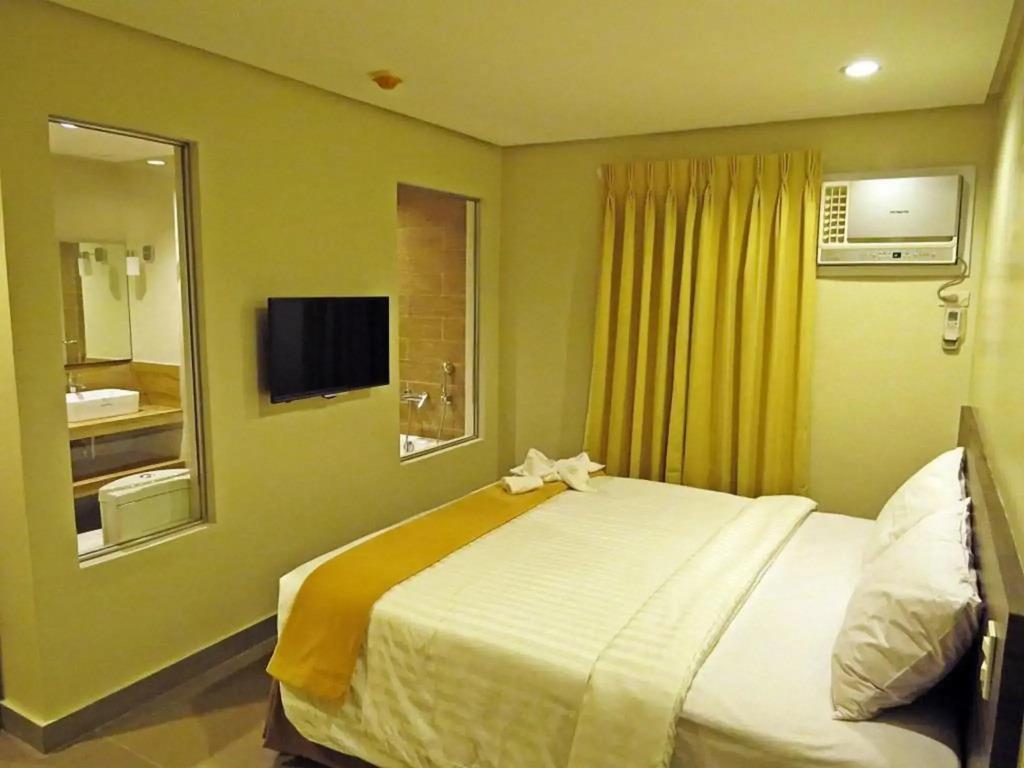 Cebu R Hotel Mabolo 3*