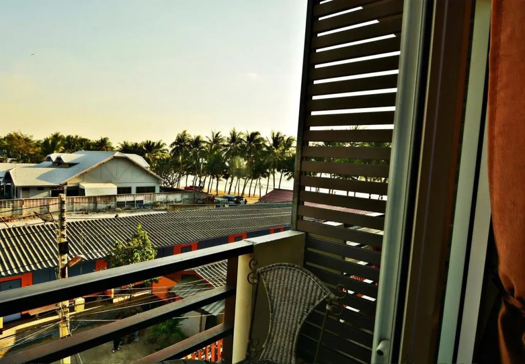Be Rich Hotel 2*