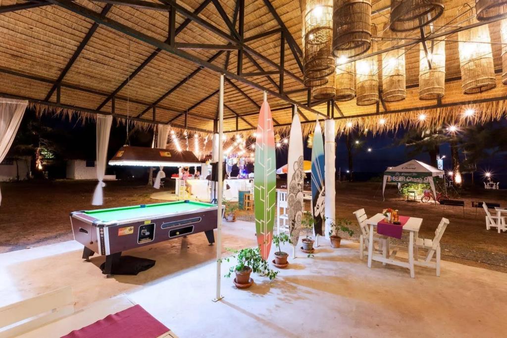 Micky Monkey Beach Hotel Phuket Maikhao Thailand 2*