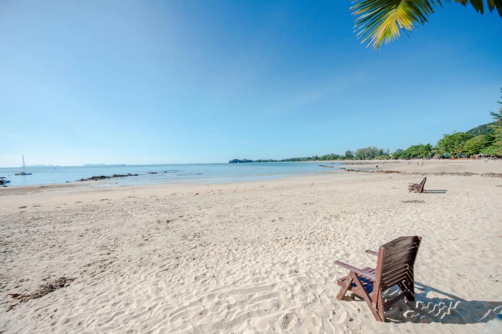 Banana Beach Resort 3*