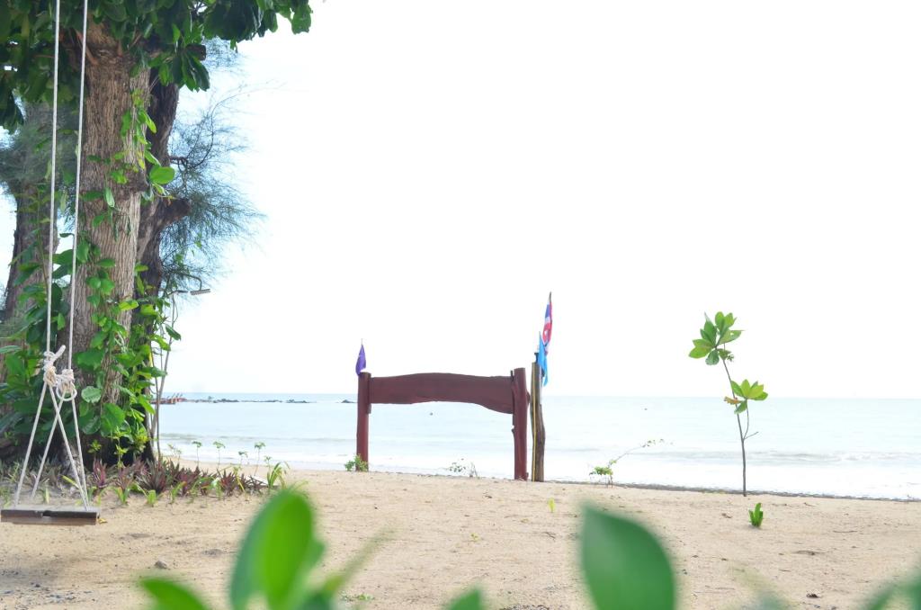 Banana Beach Resort 3*