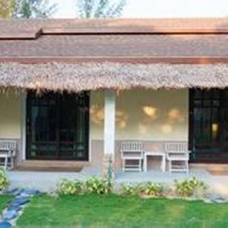 Banana Beach Resort 3*