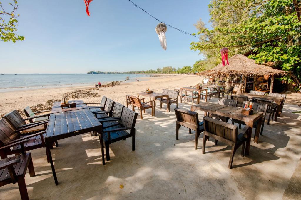 Banana Beach Resort 3*