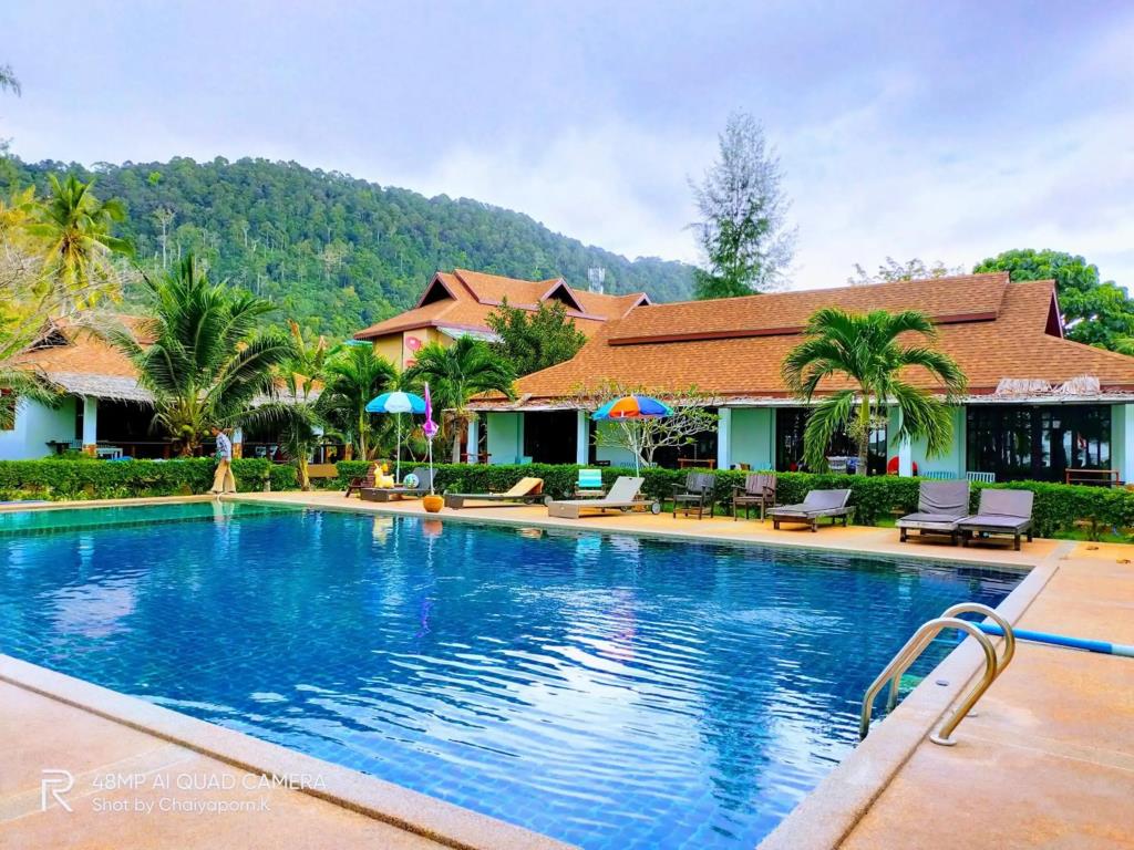Banana Beach Resort 3*
