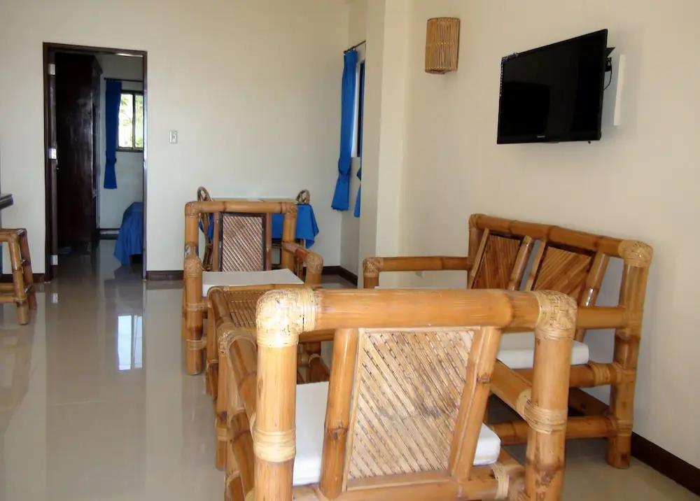 Squares Beachfront Apartments 0*