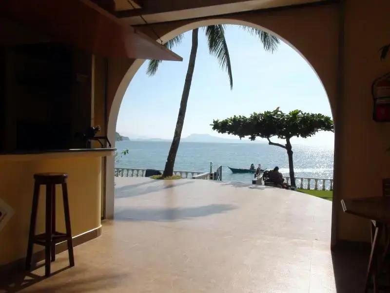 Squares Beachfront Apartments 0*