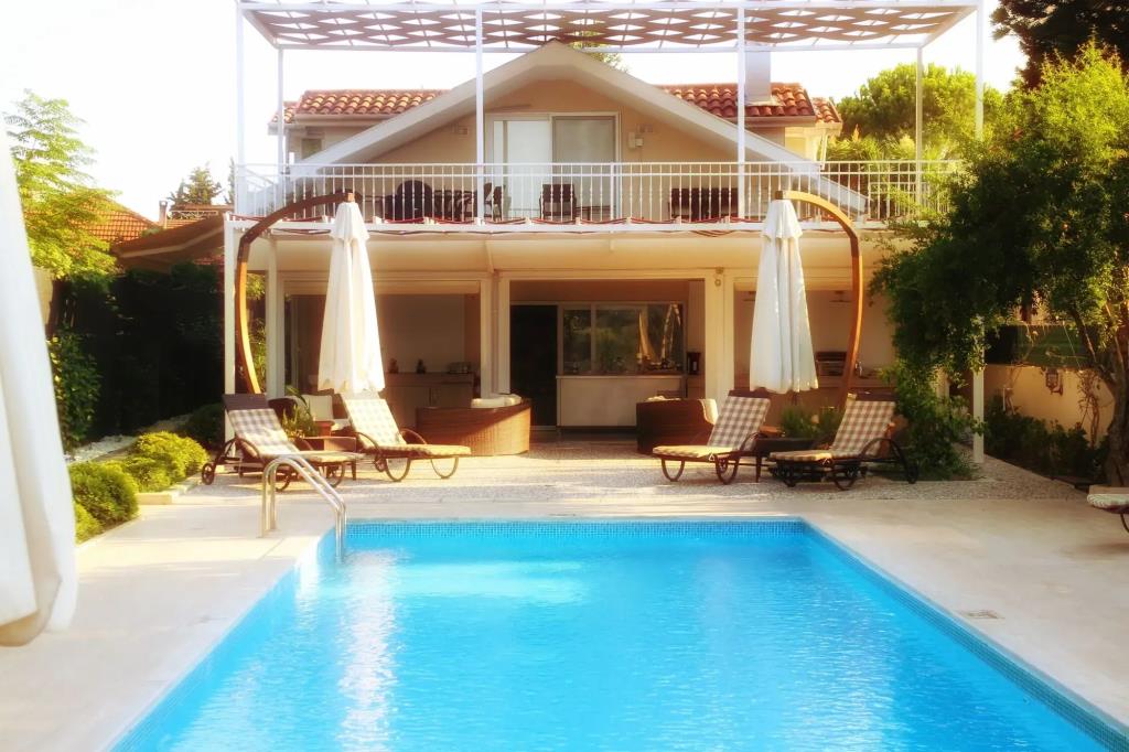 Arp Dalyan 0*