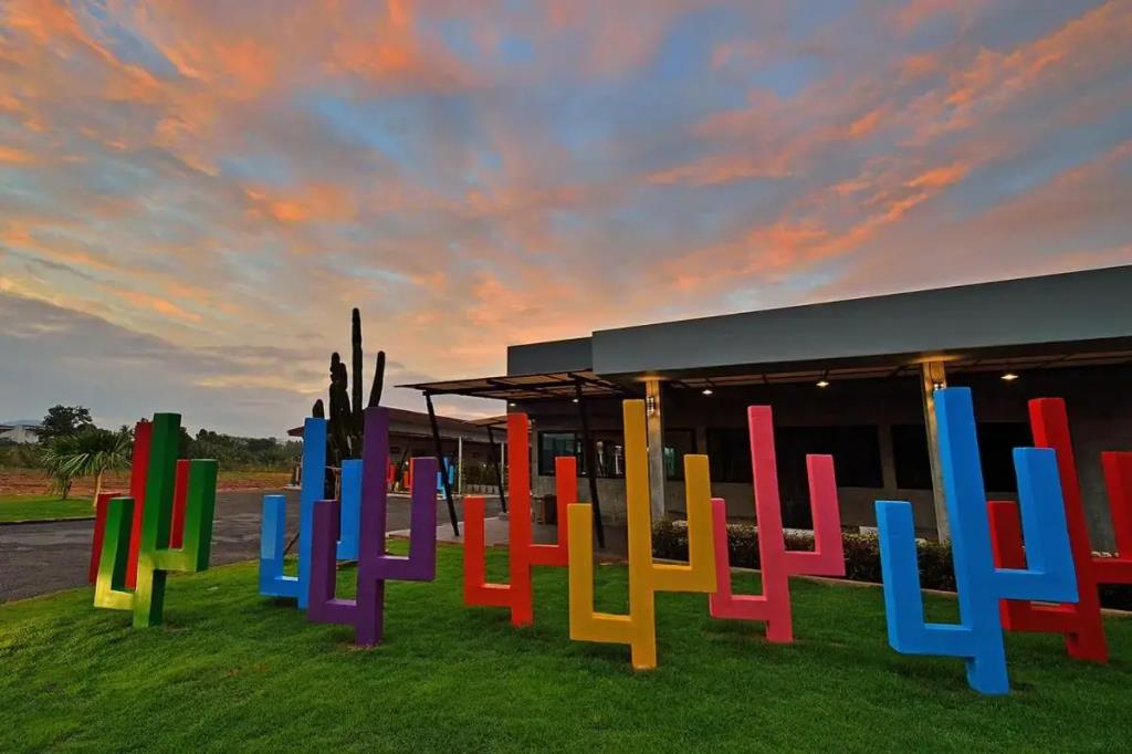 The Oasis Resort 2*