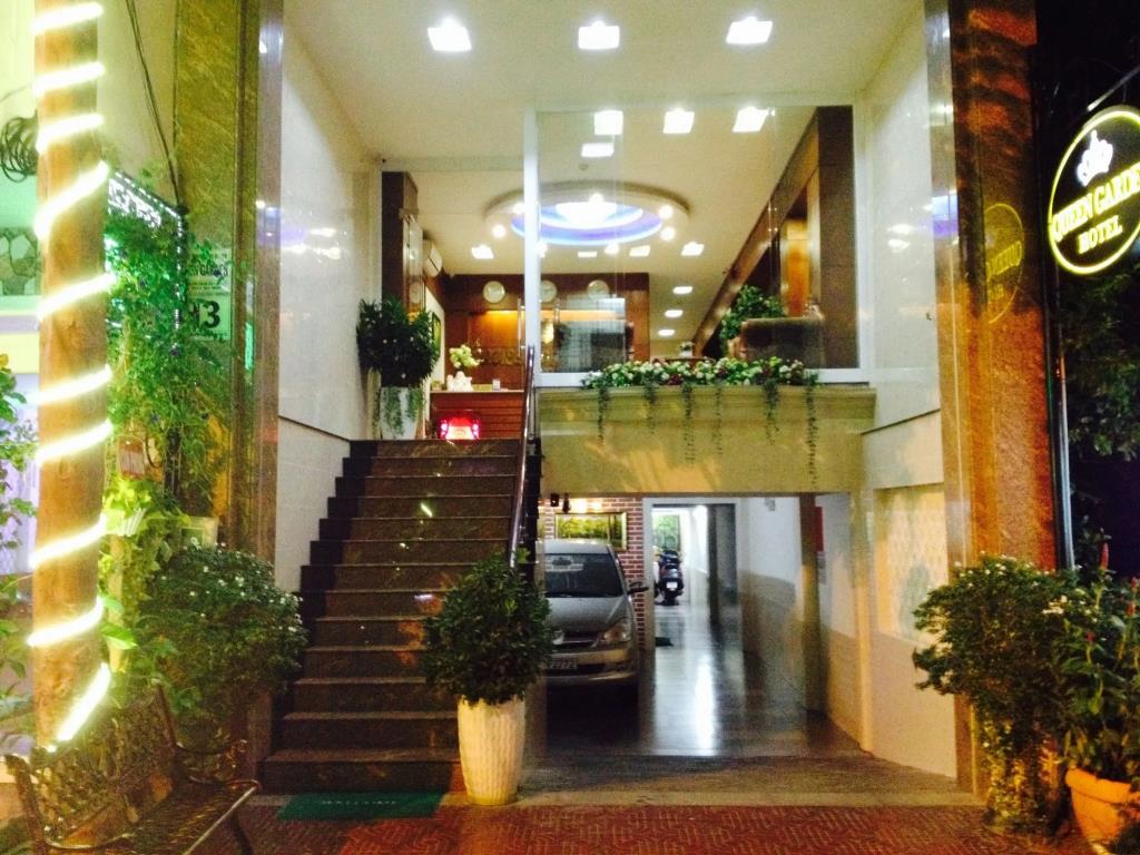 Queen Garden Hotel 2*