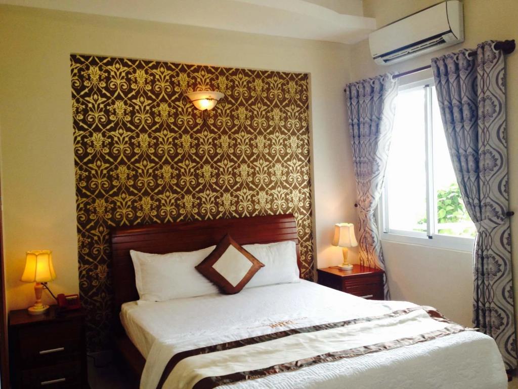 Queen Garden Hotel 2*