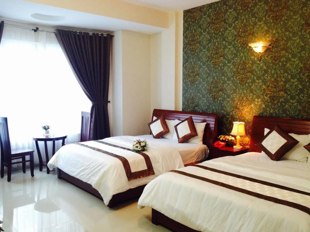 Queen Garden Hotel 2*