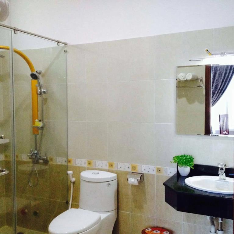 Queen Garden Hotel 2*