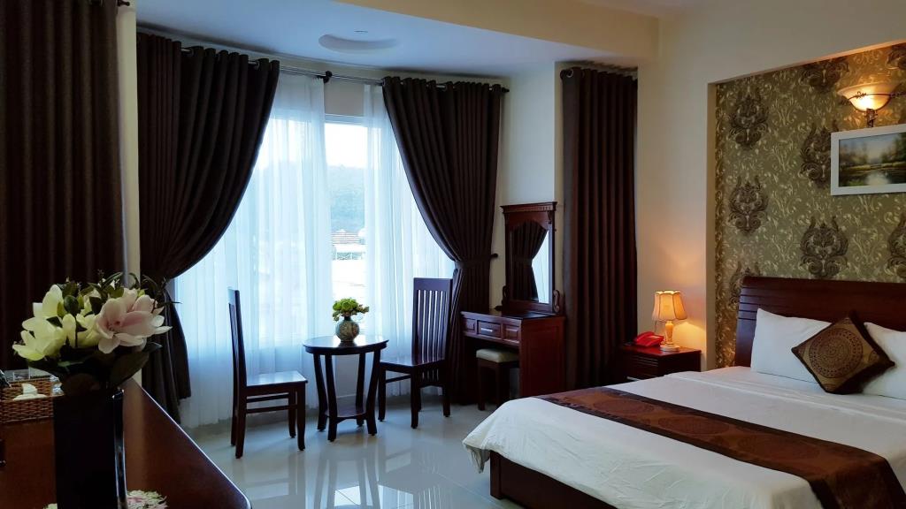 Queen Garden Hotel 2*