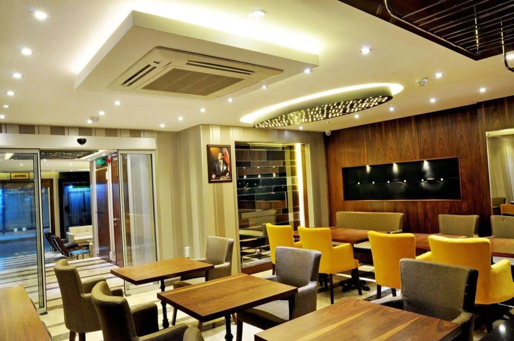 Avin Hotel 0*