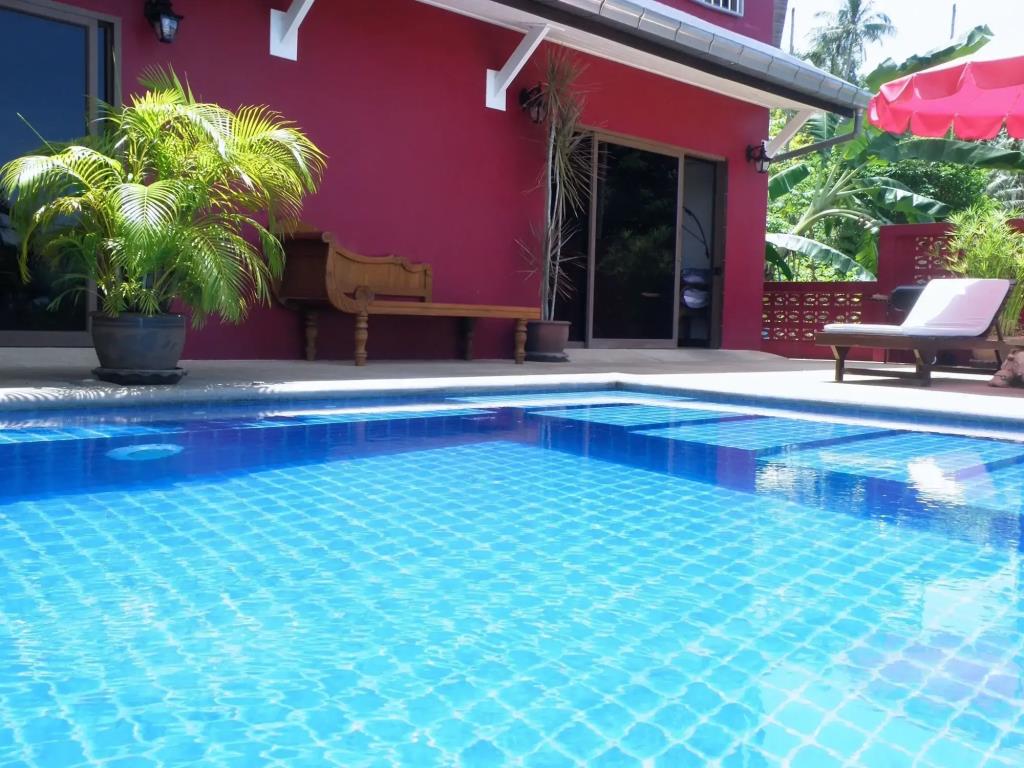 Pink House Samui 3*