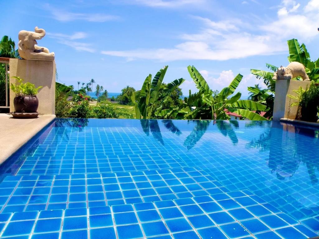 Pink House Samui 3*