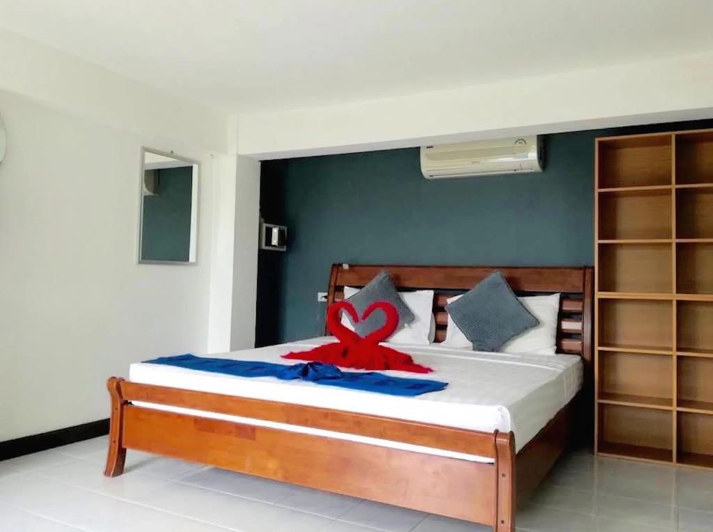 Pink House Samui 3*
