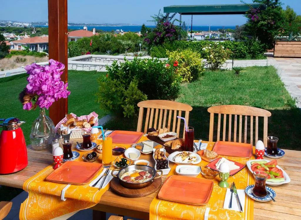 Alacati Villa Renk 0*