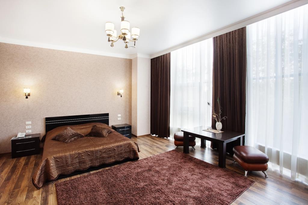 Zolotoj Globus Hotel 3*