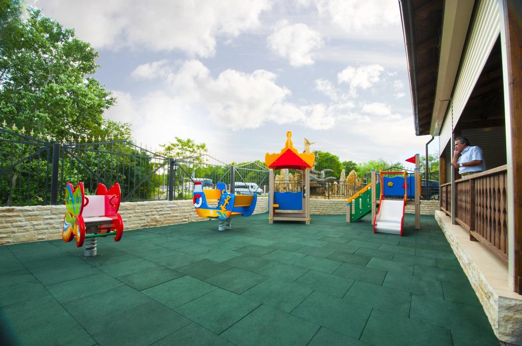 Ahilleon Park Boutique Hotel 4*