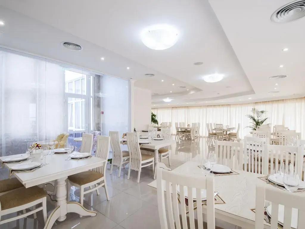 Ahilleon Park Boutique Hotel 4*