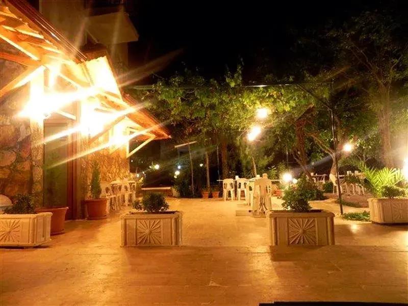 Star Hotel 0*