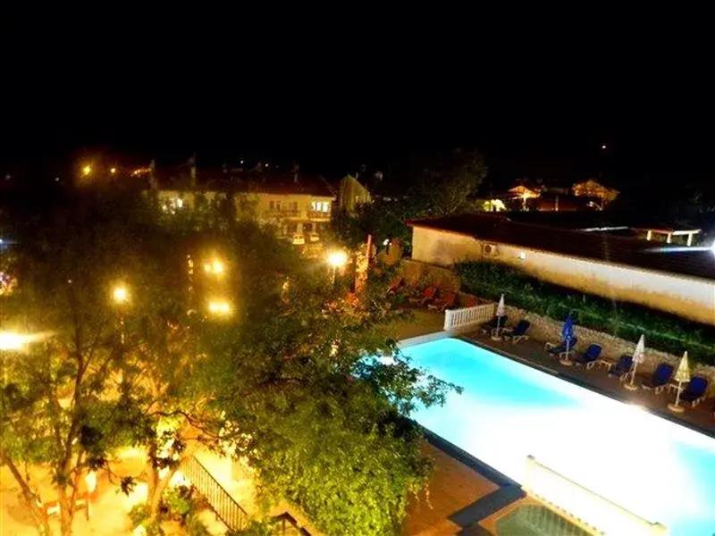 Star Hotel 0*