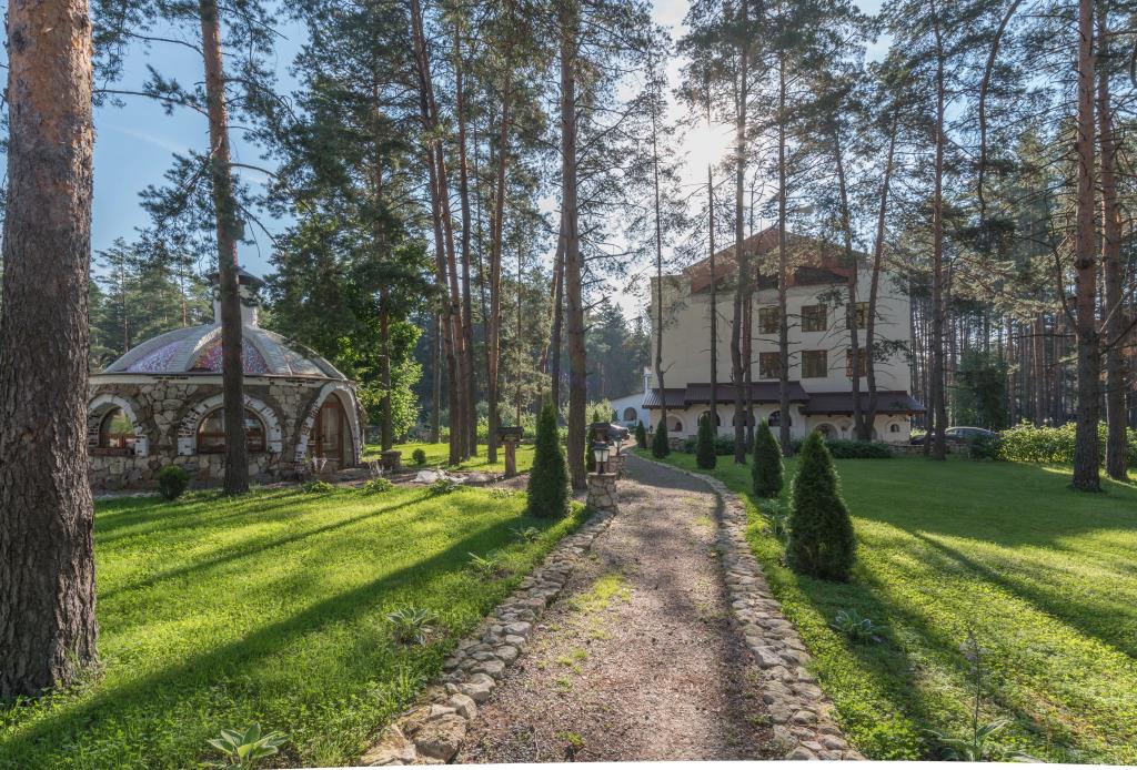 Mescherskaya Usadba Park-Hotel 4*