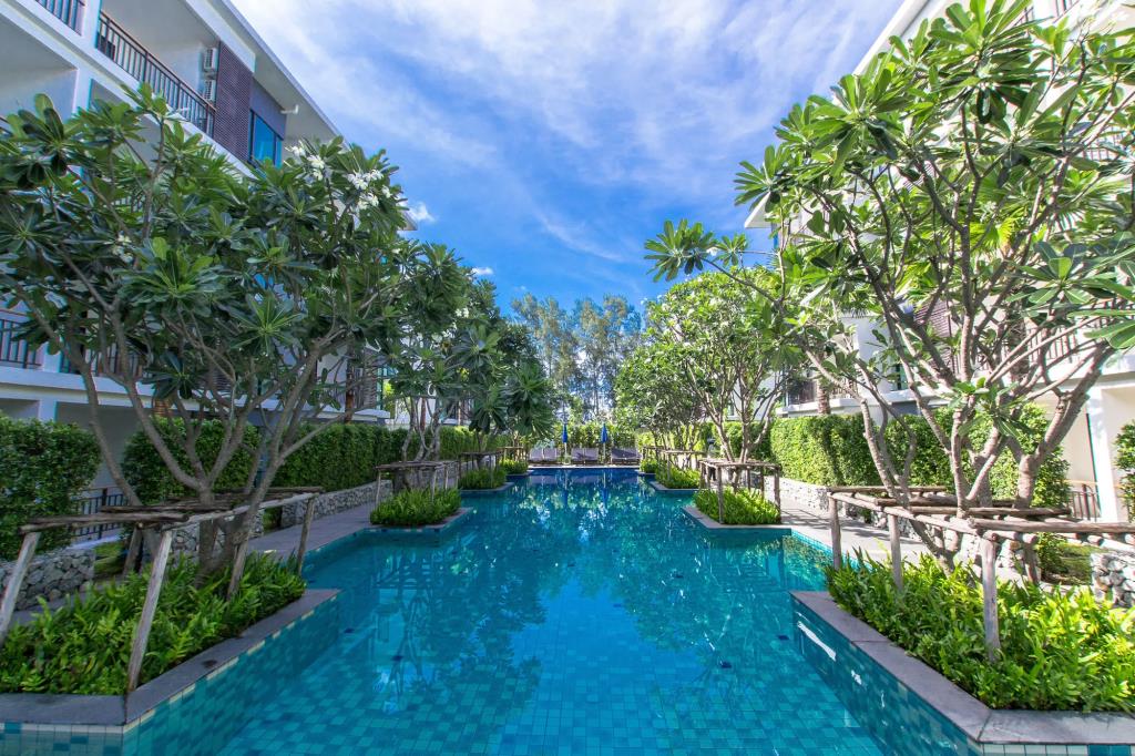 The Title Boutique Condotel 3*