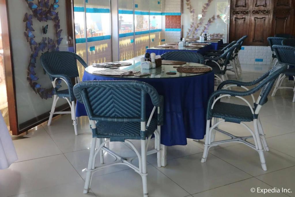 Bolabog Beach Resort 2*