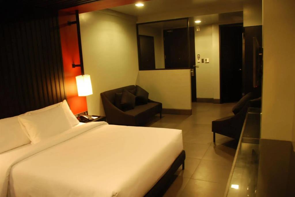 Amelie Hotel Manila 3*